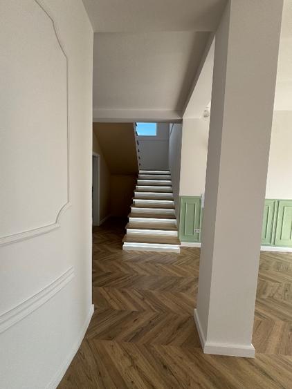 Vilă contemporană cu panoramă permanentă asupra Oradei | Oncea | 177 mp | Teren
