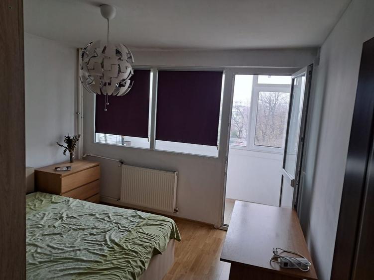 Apartament decomandat 2 camere la metrou Eroii Revolutiei