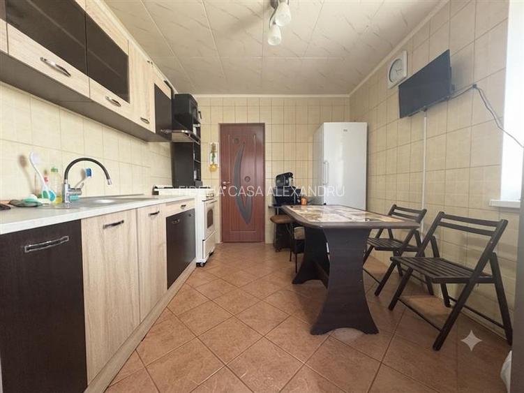 Apartament 3 camere decomandat, 70 mp utili, 2 băi – Lunca Cetățu - 10