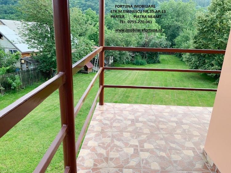 Casa in oras, cu priveliste de vis, la poalele padurii