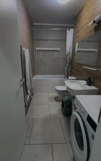 Garsoniea bloc nou, intrare Racadau, priveliste deosebita
