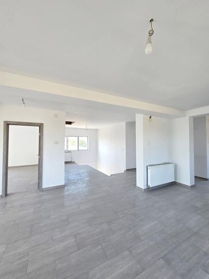 VANZARE VILA 280 MP. - TEREN 1430 MP. - STR. ROVINE - GAESTI