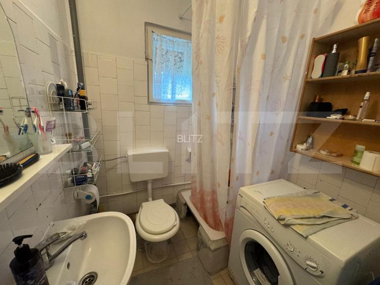 Casa cu 6 camere in Hunedoara zona Zlasti