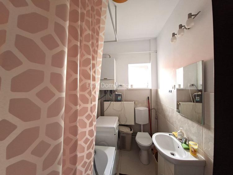 Apartament cu 2 camere, priveliște superbă spre Tâmpa, zonă centrală - 8