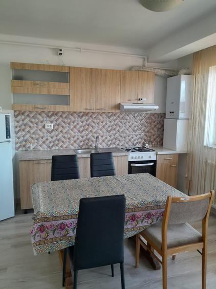 Inchiriere Apartament 2 camere semidecomandat, 51 mp ,TEILOR