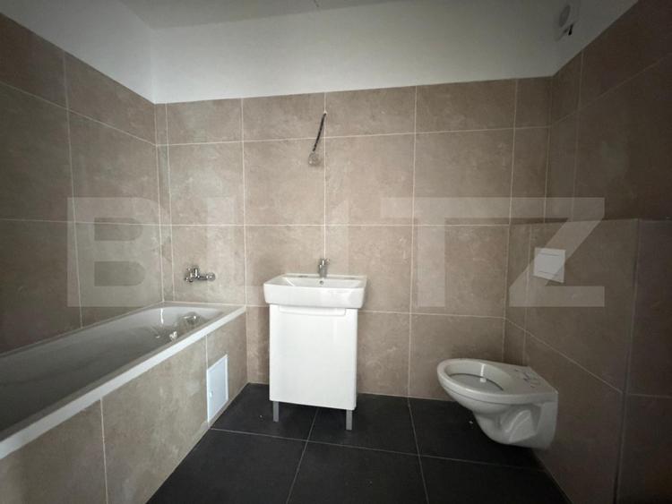 Penthouse de vânzare, 106 mp utili + terasă 66 mp, zona Torontalului