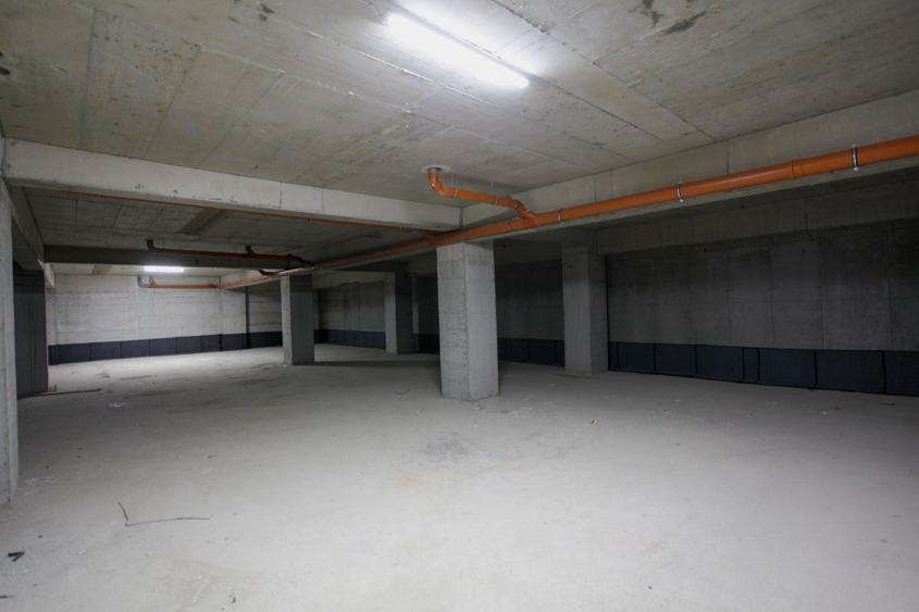 Apartament la mare, piscina, loc de joaca pentru copii, vedere la lac