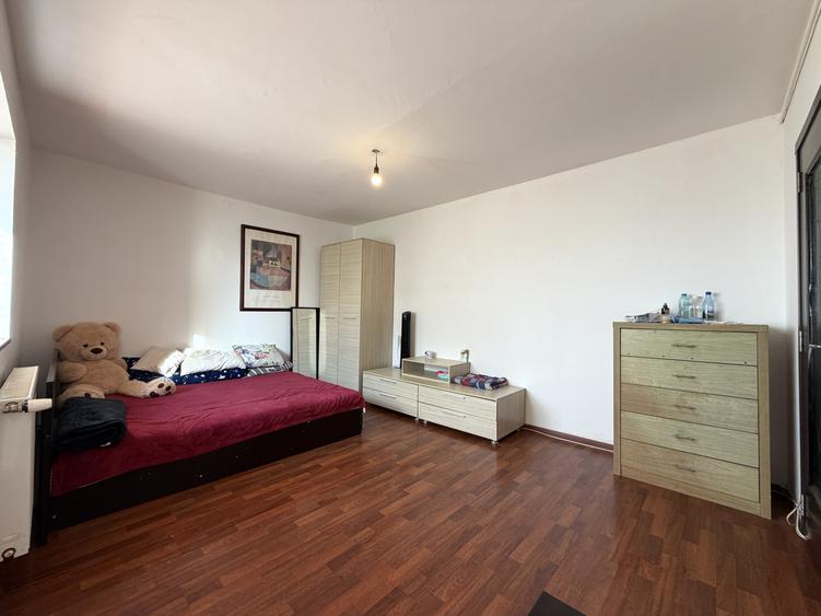 Apartament 3 camere, 69 mp utili, mobilat, utilat, etaj 4 - Cetatii