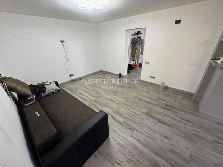 Apartament 3 camere zona Tomis 2 cu Centrala - 2