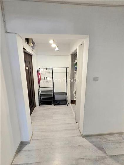 Apartament 2 Camere, Decomandat, Inel 2 - 17