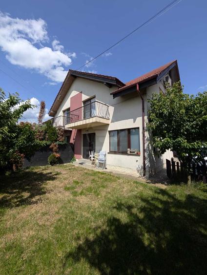 Duplex de 5 camere, zona Aqua Park, Floresti