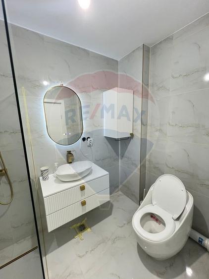 Apartament de vanzare cu 2 camere deco, et intermediar COMISION 0%