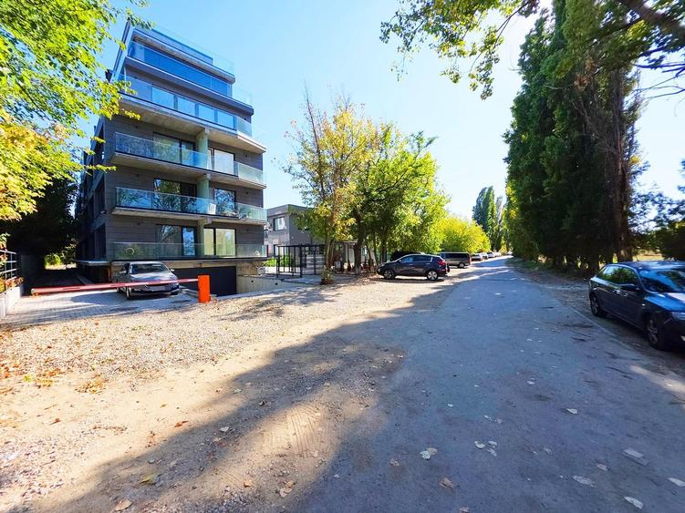 Sp. Unirii /N.Grigorescu| 3 Camere Decomandat |3 Băi |2 Locuri parcare