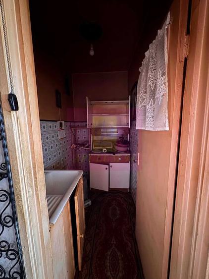 Garsoniera de vanzare - 1 minut de metrou Costin Georgian
