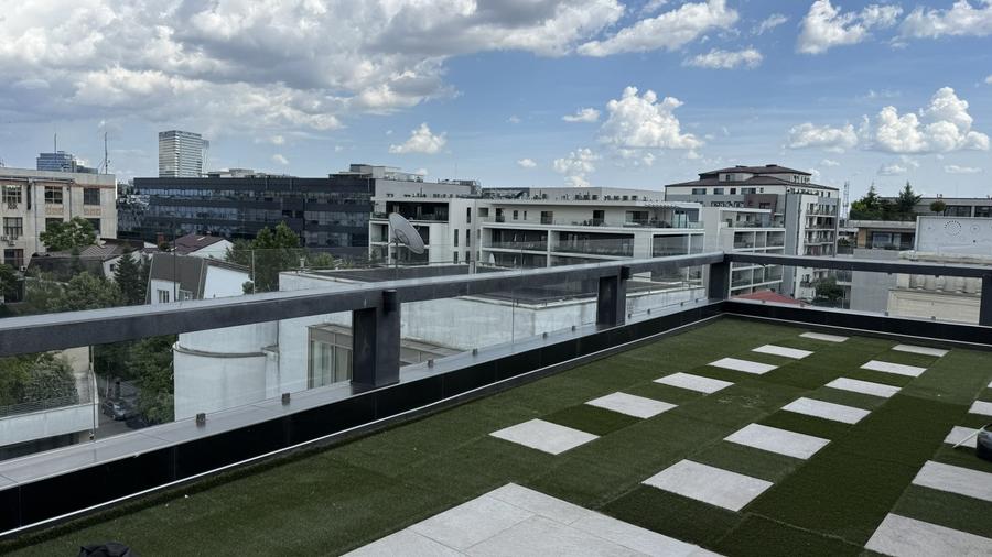 REA1029010 Herastrau l Penthouse 460 mp l Terasa 135 mp l 2 locuri de parcare