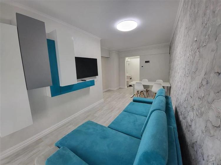 Apartament 3 camere ROYAL TOWN