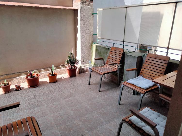 Inchiriere 3 camere in vila - 17