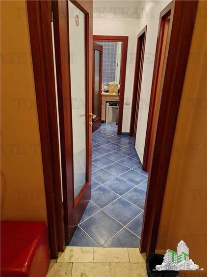 Apartament de vanzare Eminescu, parter bloc, 70 mpu , zona centrala, cabinet st