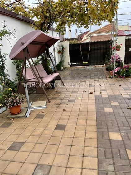 Tomis II, casa la sol, constructie 1995, renovata, curte amenajata - 18