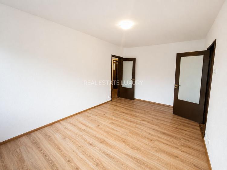 Apartament 3 camere semidecomandat | Teiul Doamnei | Bloc reabilitat - 3