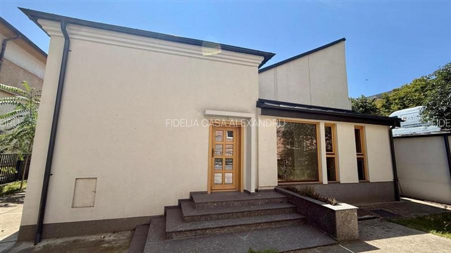 Casa de vanzare in centru - 3