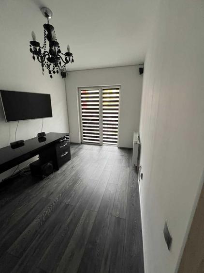 Vanzare Casa 4 camere; 103 mp; 3 bai , Teilor