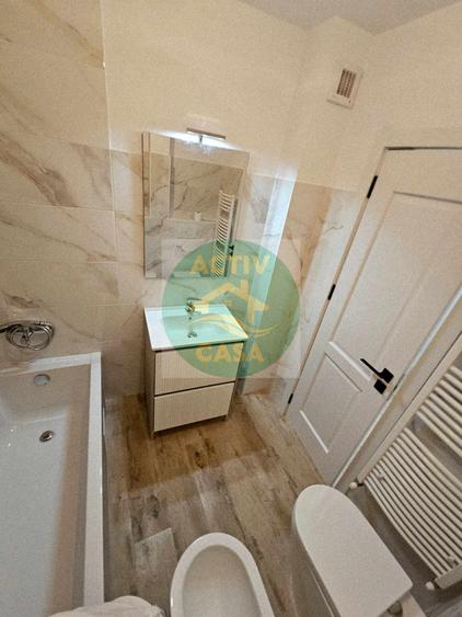 Apartament 3 camere, decomandat, centru, Roman, Neamt