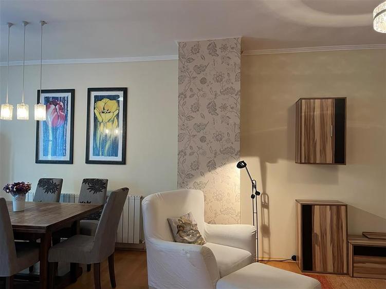 Apartament cu trei camere Petru Maior