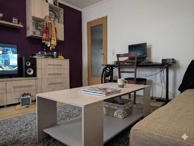 Garsoniera decomandata cu balcon zona Lazaret