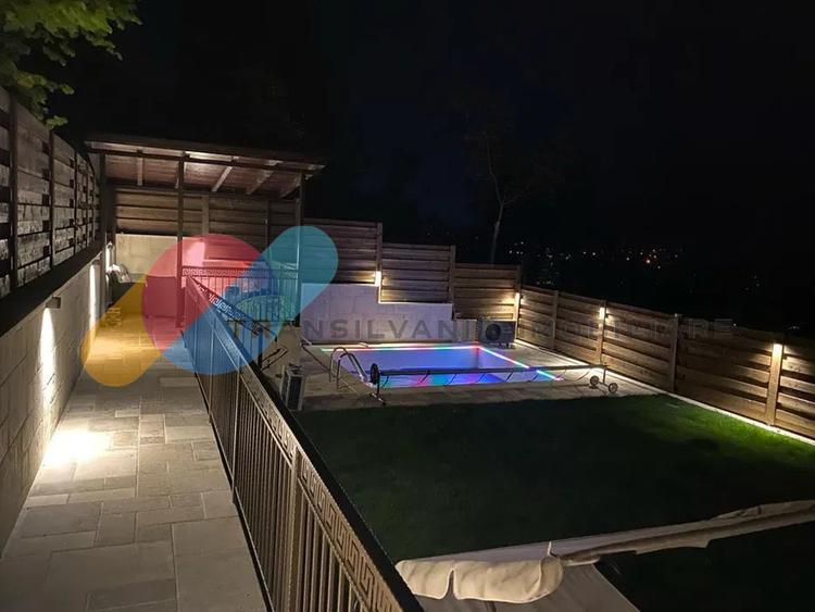 Casă modernă 160 Mp, cu piscină încălzită în Gruia
