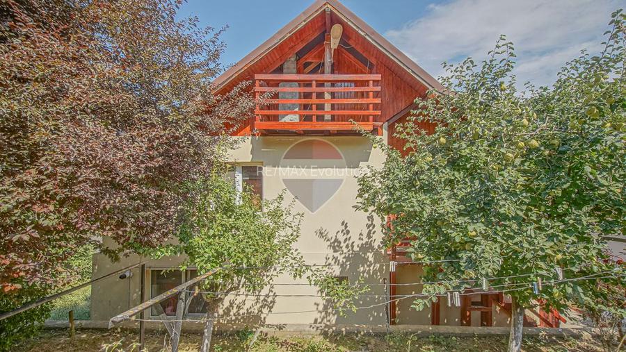 PURCARENI – 2 CASE , MULTIPLE POSIBILITATI | 533 mp | 0% comision