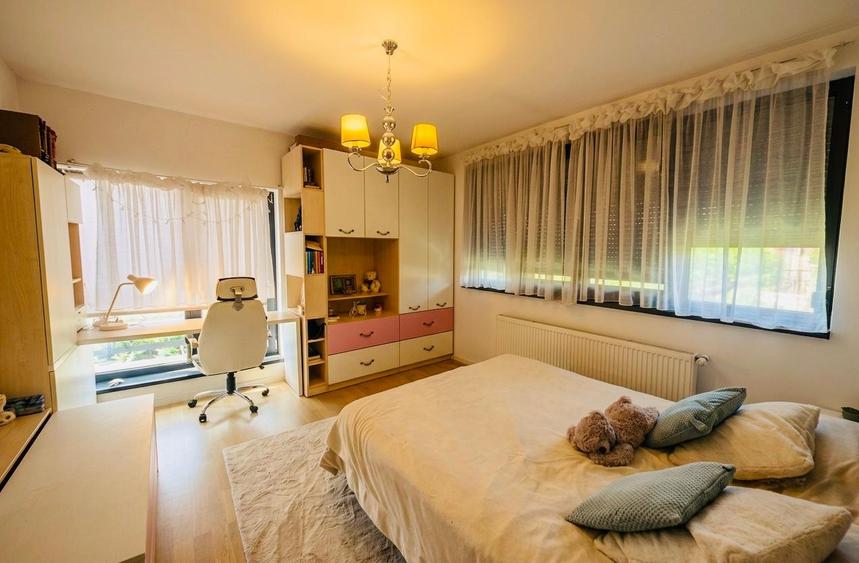Vilă Premium | 5 Camere | 4 Dormitoare | 518 mp Teren | Corbeanca |