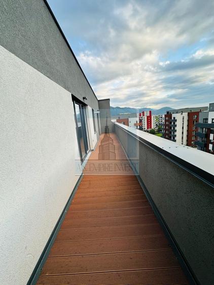Apartament 2,5 camere, terasa 16 mp, parcare, boxa -zona Avangarden 4