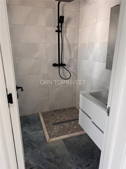 Casa cu 4 camere si 3 bai pretabila birouri in Sura  Mare - 12