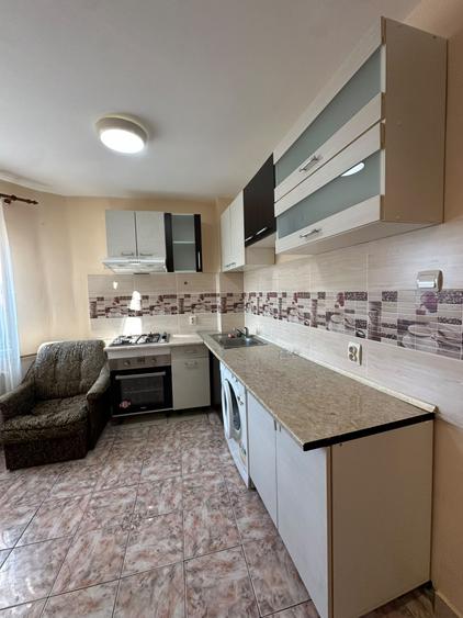 Apartament 2 Camere - Decomandat | Calea Florești