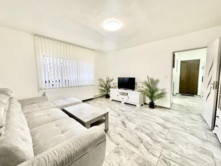 Apartament cu 2 camere - 55 mp - Centrala proprie - Zona Dambovita