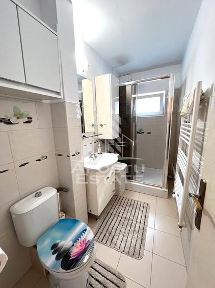 Apartament cu 3 camere de inchiriat, centrala proprie, Girocului