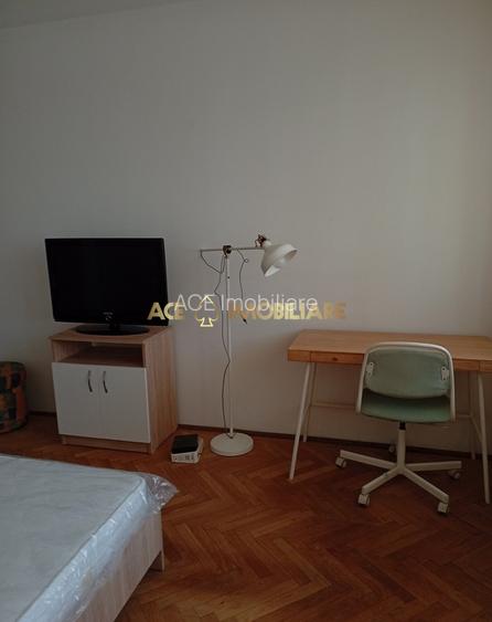 Garsoniera de inchiriat | Romana | Metrou | Nou | Balcon - 4