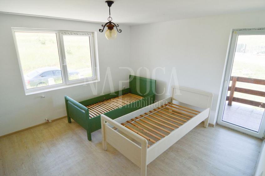 Casa 5 camere de vanzare in Campenesti