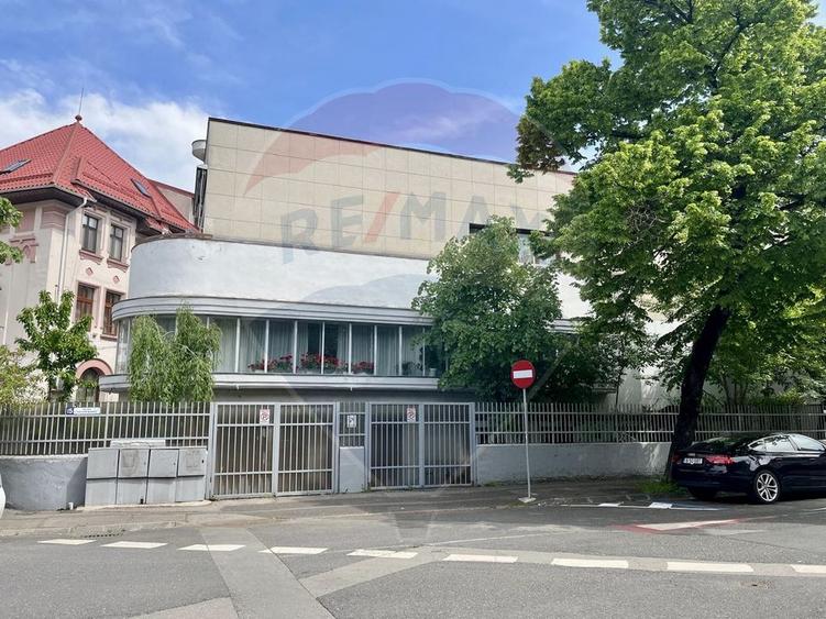 Apartament 5 camere în zona Cotroceni