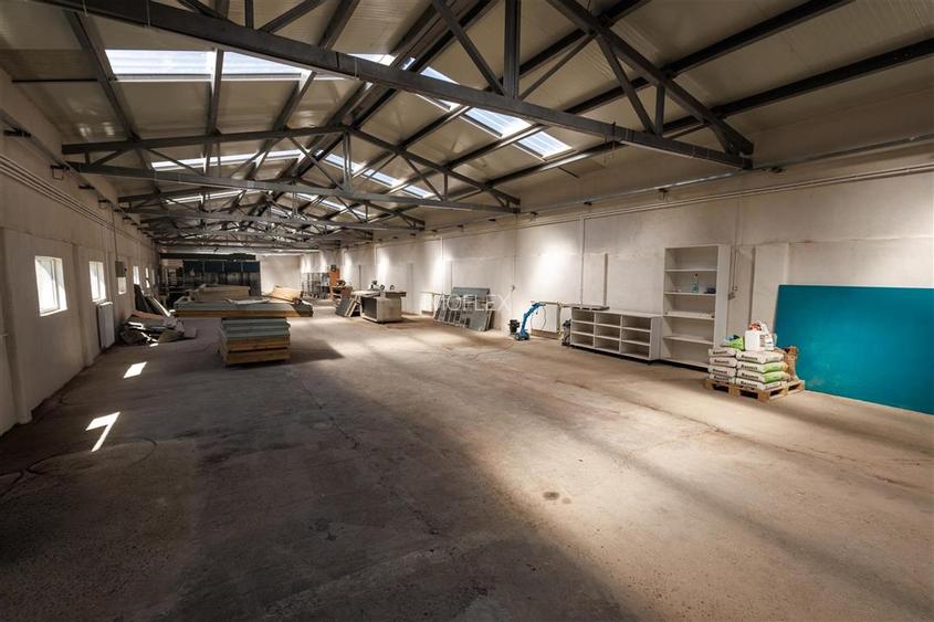 Hala Industriala Renovata + 1500 MP Teren Halchiu - 10