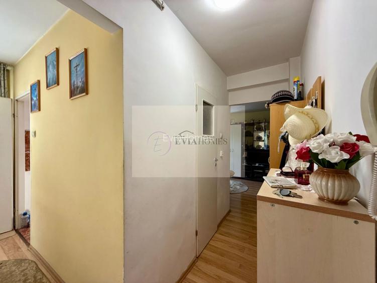 2 camere / etaj 3 / boxa / Aleea Padin - 8