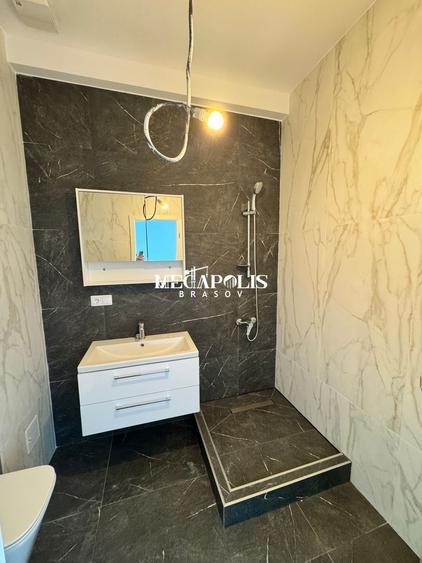 Garsonieră 37 mp nemobilată | pretabil regim hotelier | Astra