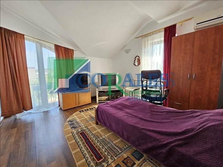 1/2 duplex, oras, partial mobilat!