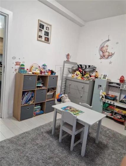 GIROC - 3 CAMERE - INCALZIRE IN PARDOSEALA - BLOC NOU - PARCARE INCLUSA