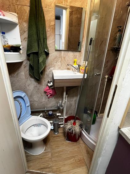 Cameră de cămin 17 mp – Piața Nicolina. Mobilată și utilată complet .
