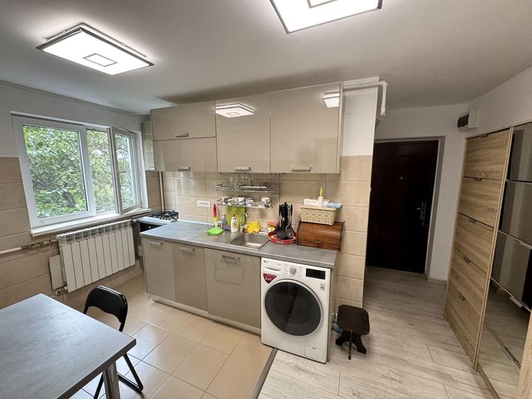Centrala proprie zona Vitan, apartament 3 camere