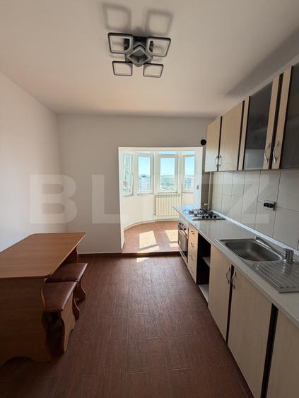 Apartament 3 camere, 90 mp, zona Micro 21