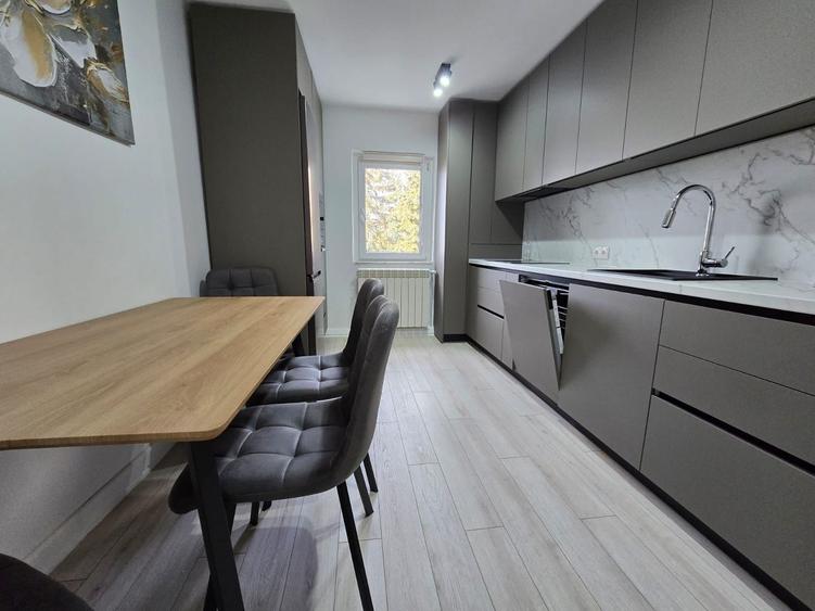 Inchiriere 4 camere finisate, mobilate, garaj inclus -Zorilor