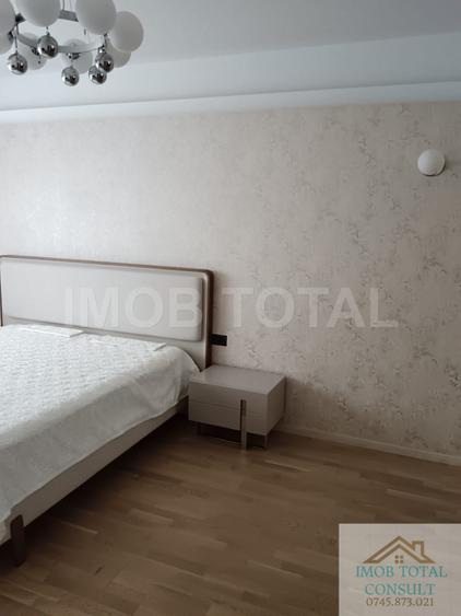Apartament 3 camere Centru , mobilat si utilat, bloc 2017, loc parcare